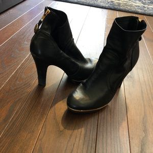 Tory Burch heeled bootie